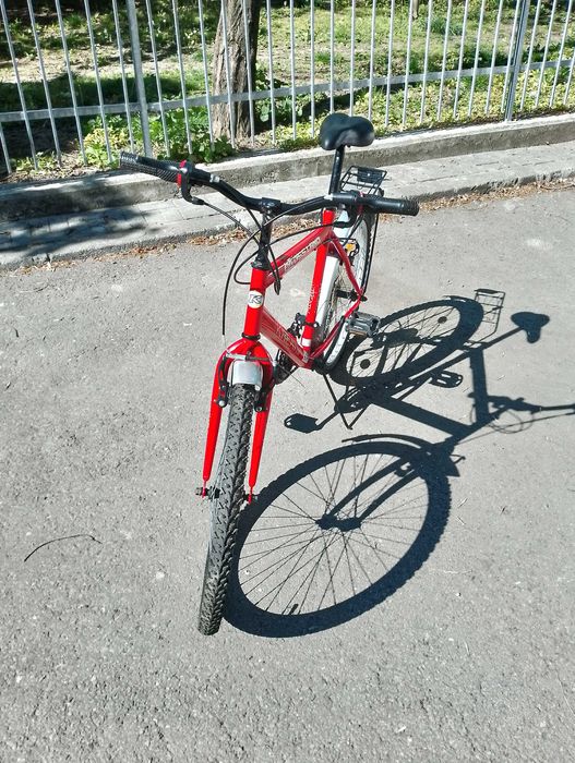 Bicicletă aproape nouă