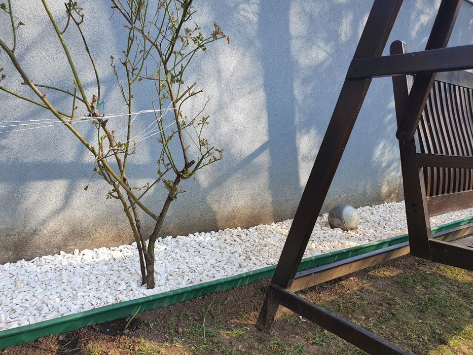 Piatră Albă Decorativă,Spartură de Marmură pentru Amenajări Grădini