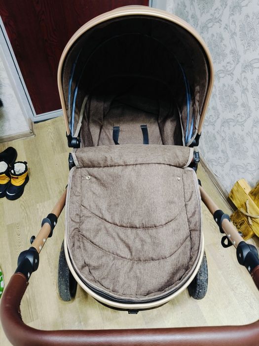 Коляска зима- лето в отличном состоянии