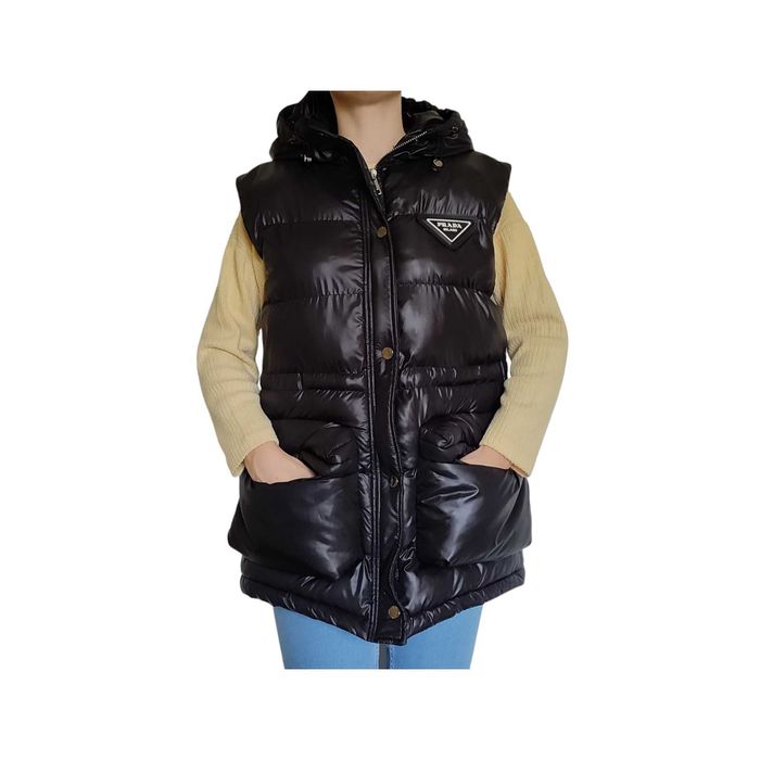 Дамски елек Prada грейка пухенка с качулка