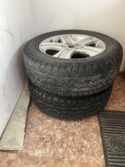 Продам диски с шинами