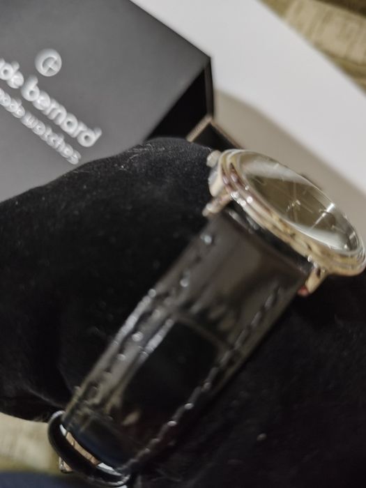 Vand ceas NOU, nepurtat