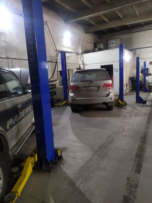 Сдаю в аренду подъемники