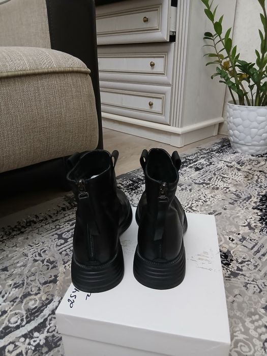 Полусапожки  женские