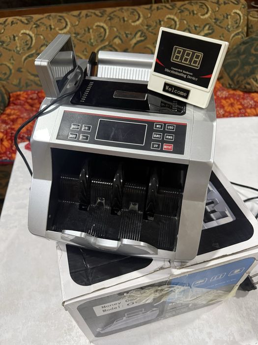 Счетная машинка для денег