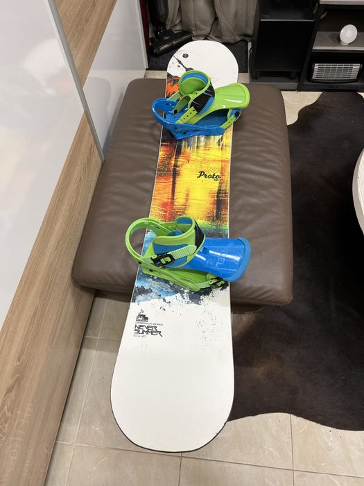 Snowboard Never Summer Proto 154 carbonium series  + Burton Infidel M