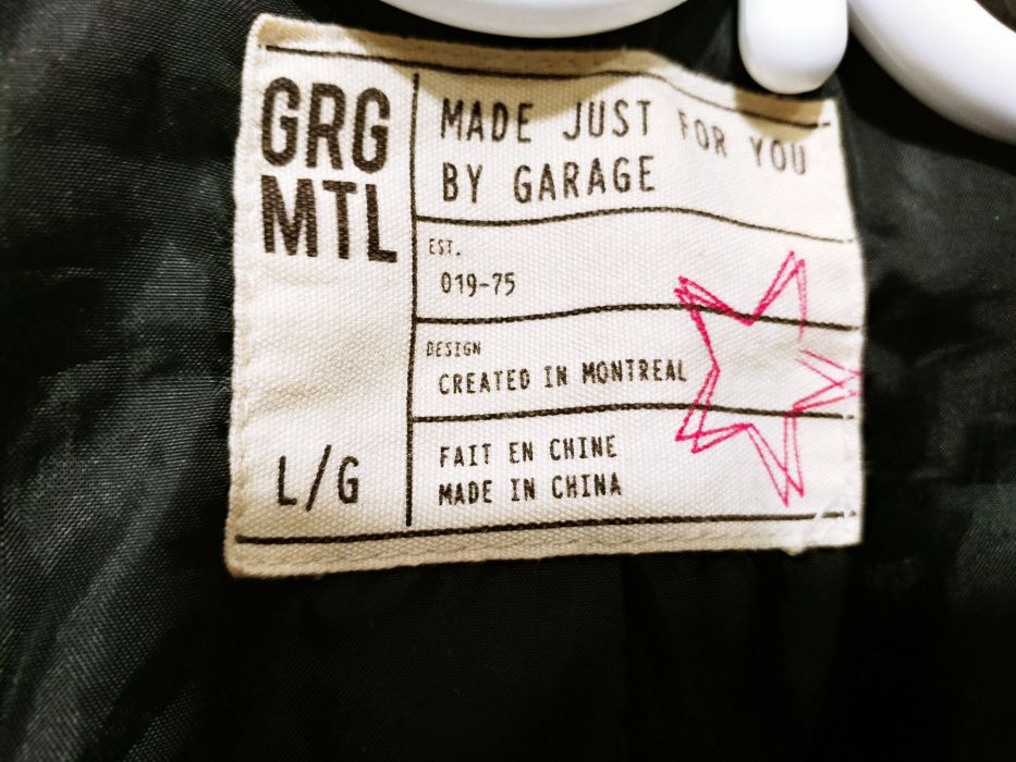 3 geci din imitatie piele pentru femei, masura mare - Nefolosite