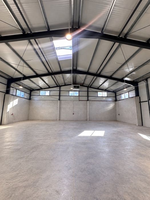 Hală industrială nouă de închiriat – 450 mp – Florești, lângă Urbano Shopping & Living