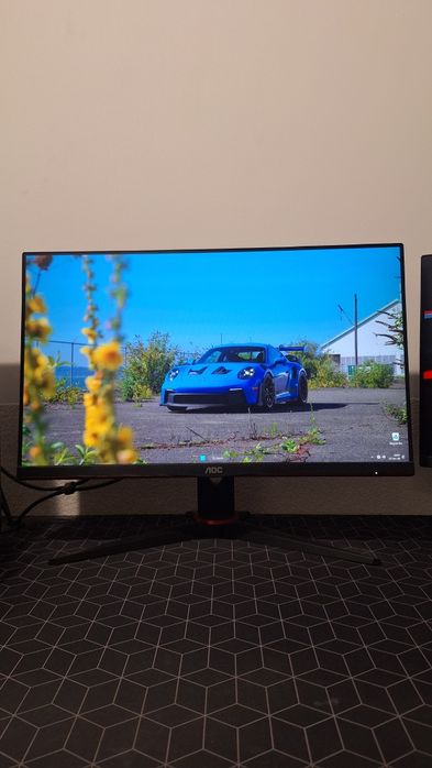Vând 2 Monitoare AOC si LG