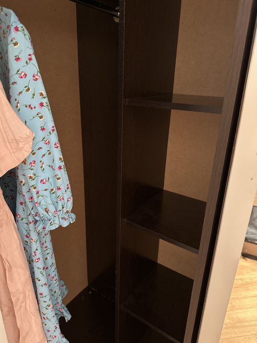 Продам шкафы