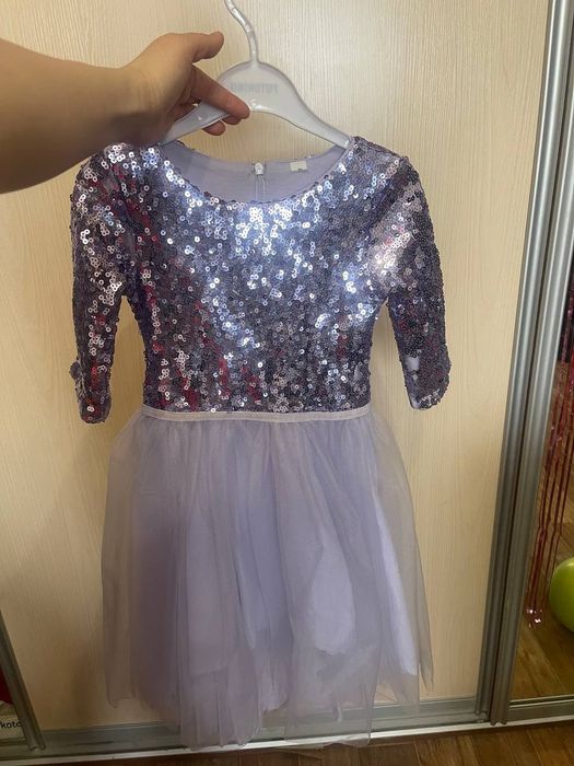 Продам платье на утренник