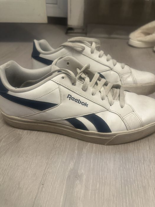 Кроссовки reebok оригинальные 44р