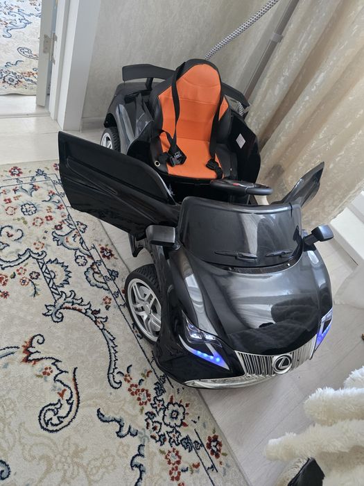 На продаже машинка