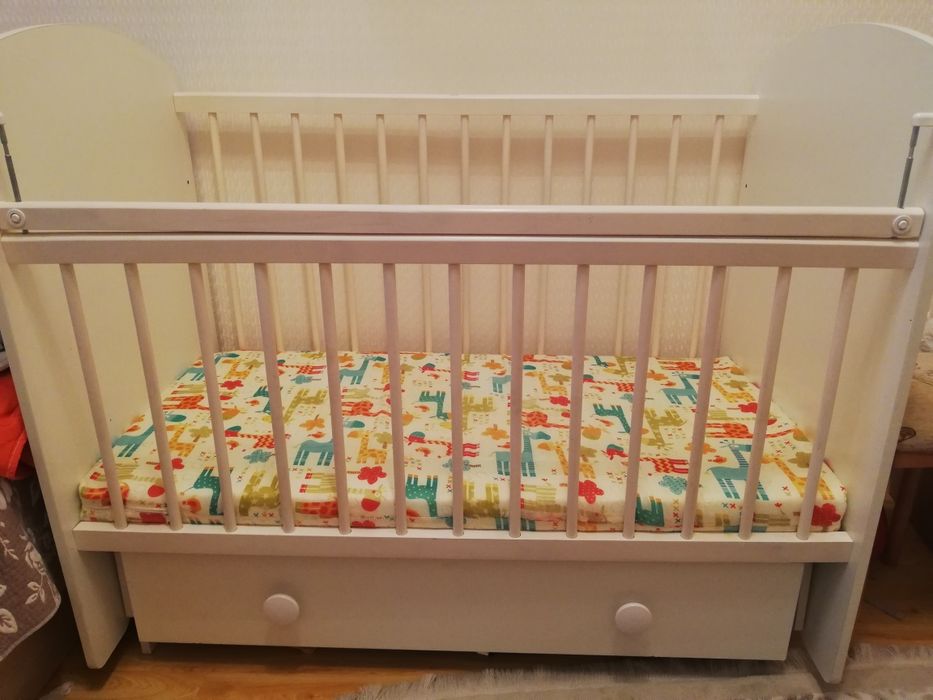 Срочно Продаётся манеж в отл состояний