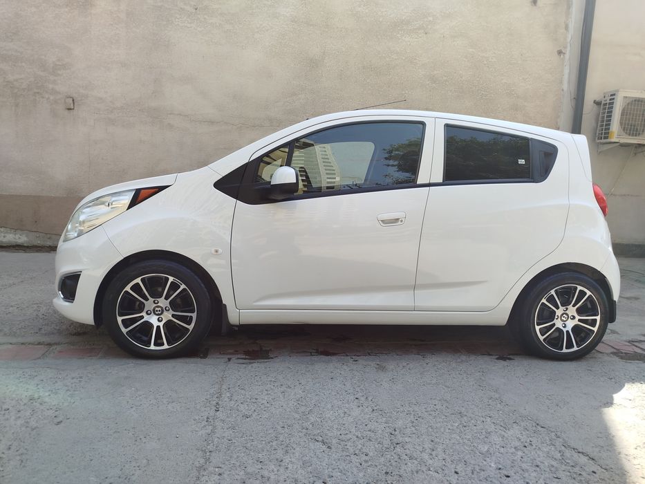 Spark avtomat sotiladi ideal