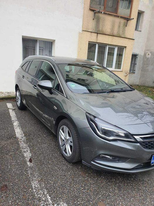 Vând Opel astra k 2018