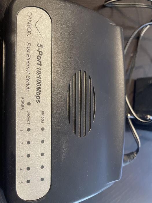 Мрежов суич Canyon 10/100 Mbps