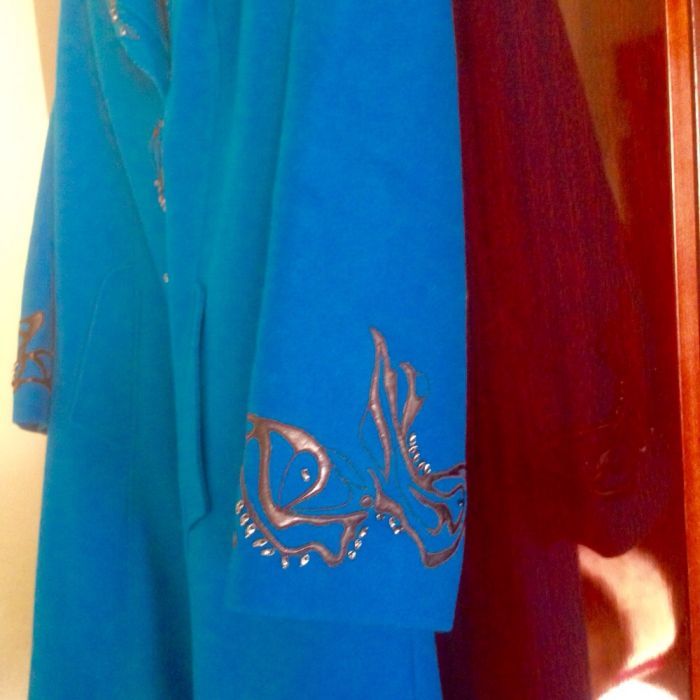 Продам пальто демисизонное удлененное