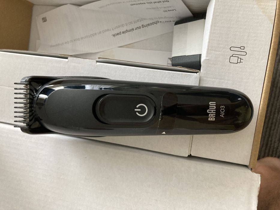 Машинка  за брада и подстригване BRAUN