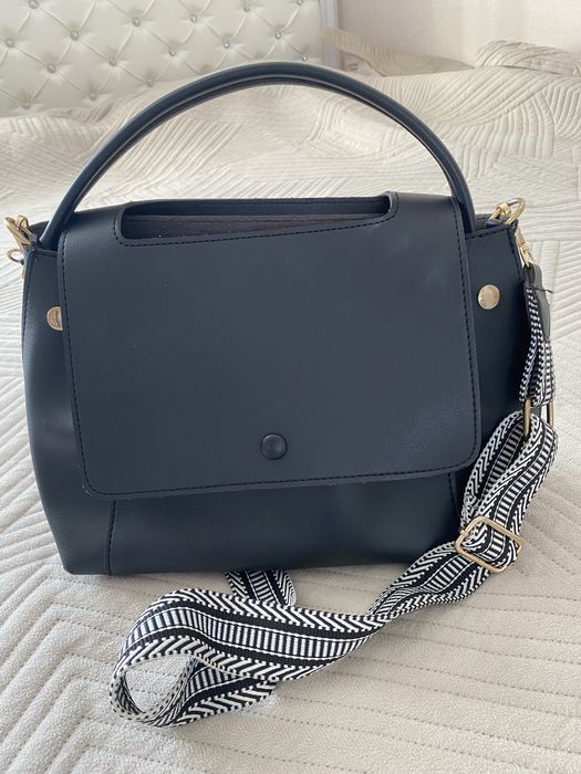 Продам сумки 1000тг