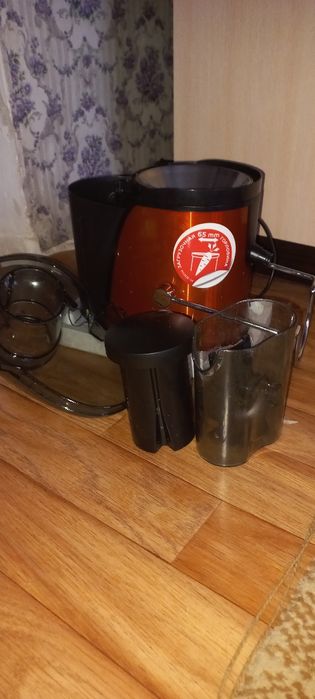 Продам Соковыжималка
