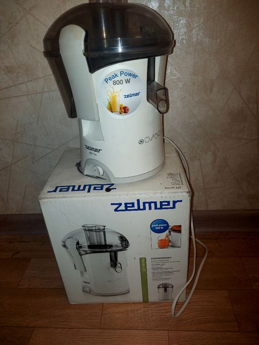 Соковыжималка Zelmer в рабочем состоянии
