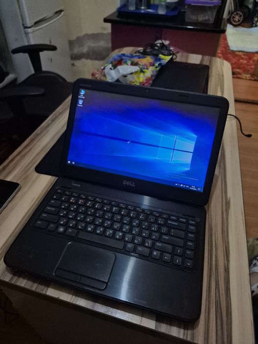 Ноутбук Dell HDD 500Gb/4Gb
