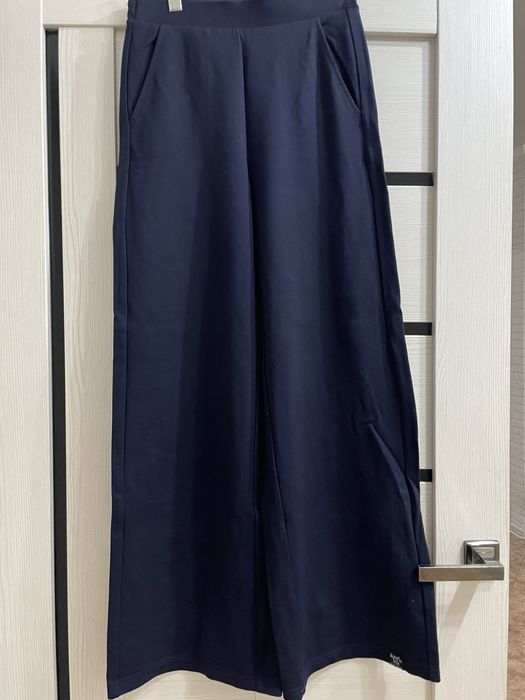 Продам школьные вещи разные размеры