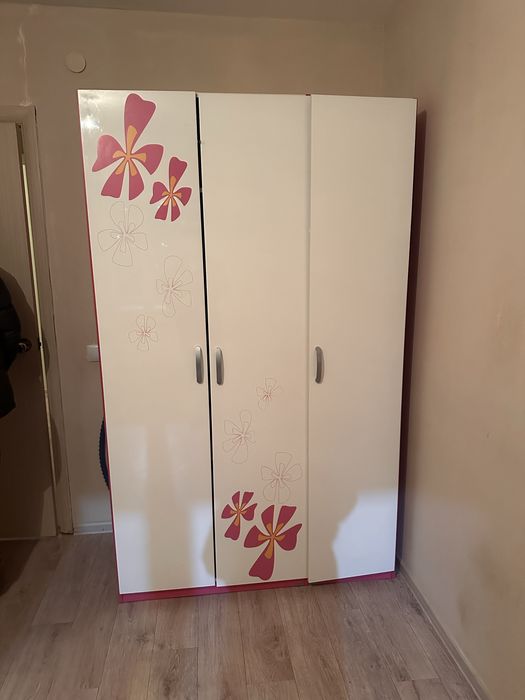 шкафы, тв стенку, кухонный гарнитур