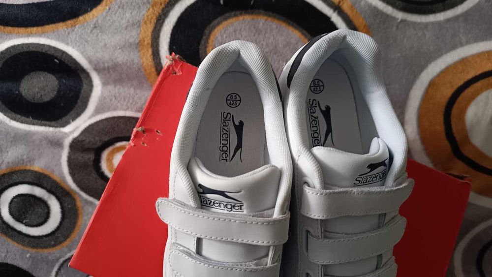 Adidasi Slazenger