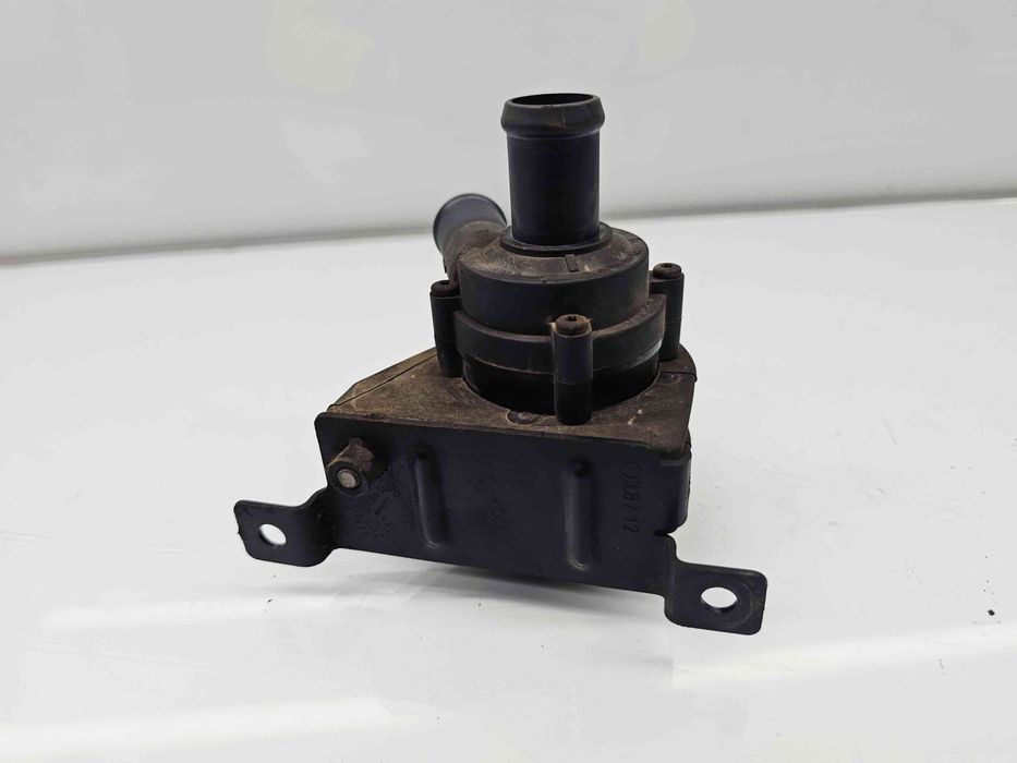 Pompa recirculare apa Seat Ibiza 5 (6J5) FR [Fabr 2008-2017] 1K0965561