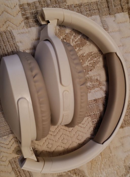 Безжични слушалки