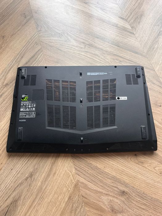 Laptop Gaming MSI GV62 7RD