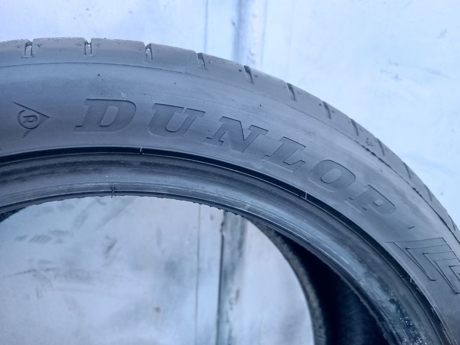 225/45/17 Dunlop