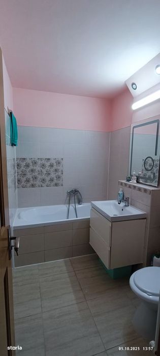 Vand apartament Brasov 3 camere cartierul Florilor