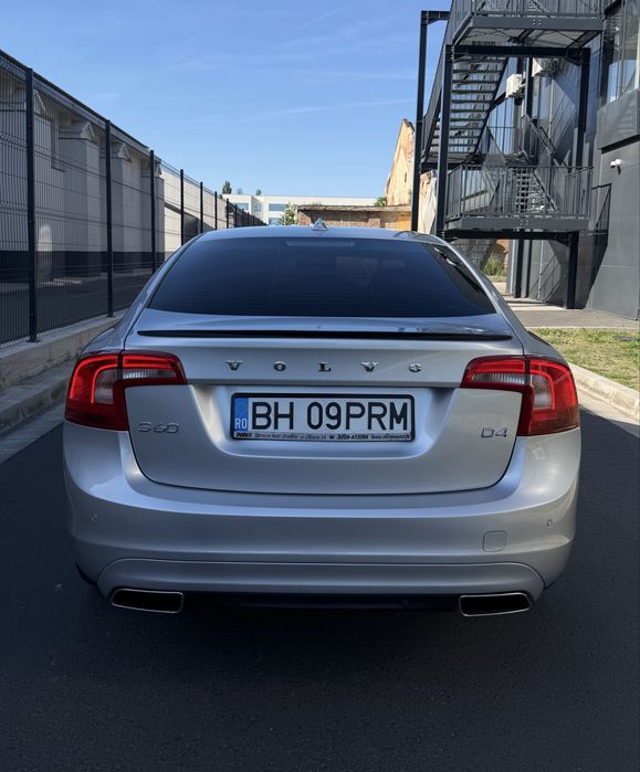 VOLVO S60 2015 — imagine 4