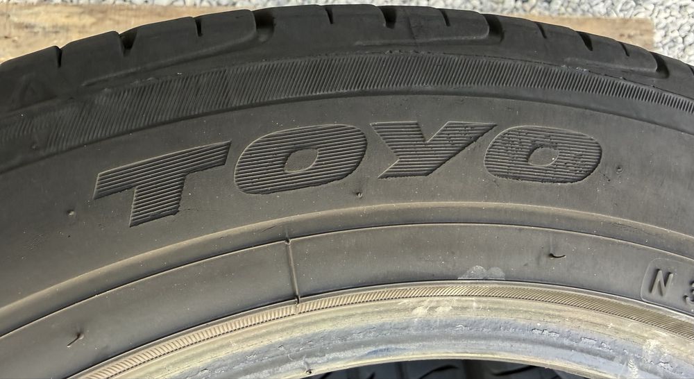 4бр 205/55/16 на 7мм с 22дот Тойо Япония