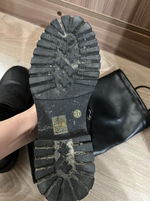 Продам ботфорты кожзам