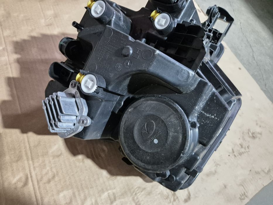 Ляв фар за SKODA Karoq NU7 57B941009 Шкода Кароя