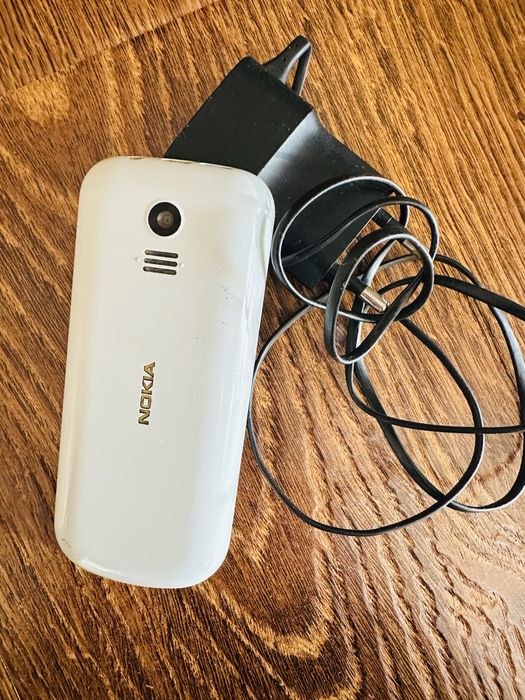 Inoi 243, holati zor, 1 oy ishlatilgan, telefon, karobka,zaryad bor