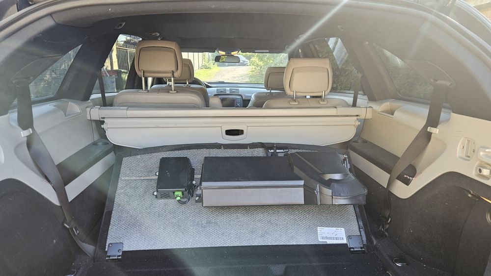 MERCEDES R-klasa/ Мерцедес Р класа w251 faice 3.5CDI На части