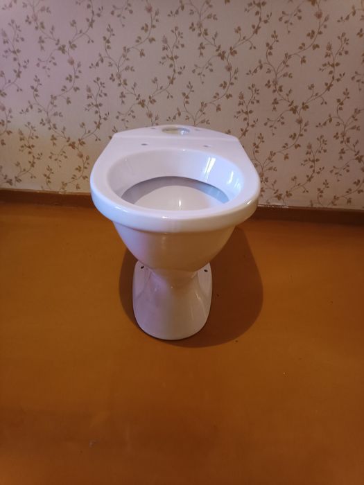 Унитаз новый, не пользованый