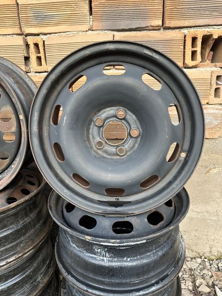 15цола Volkswagen 5x100 Nissan 4x114.3 Peugeot 4x108