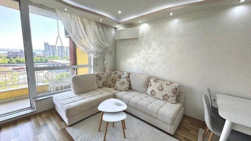 Дава се под наем Тристаен апартамент в Бургас, Славейков - 88 кв.м за 739.5 € - Снимка #4