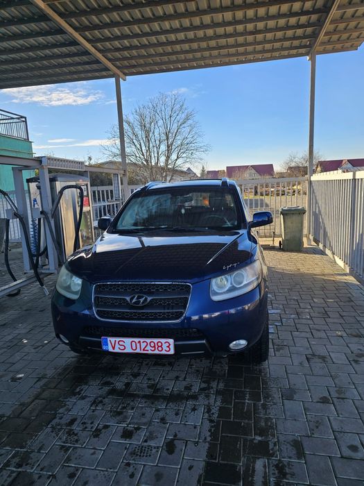 Vand Hyundai in stare perfecta