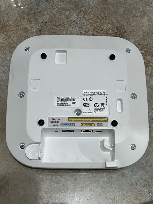 Router Cisco AIR-CAP2602E-E-K9