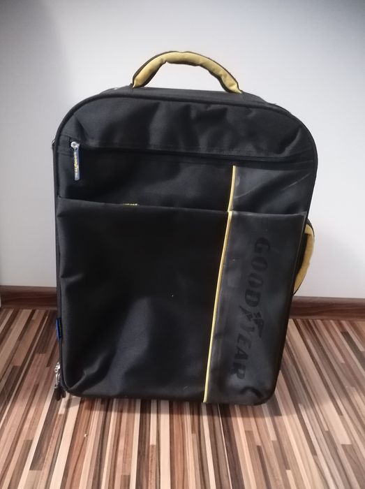 Vând troler Good Year