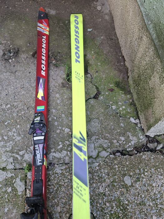 Ретро ски Rossignol 4S Vas Equipe (1990-те) с автомати Tyrolia