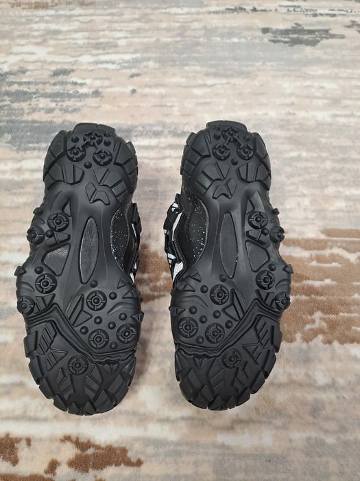 Adidas x HYKE AH-002 fl
WHITE