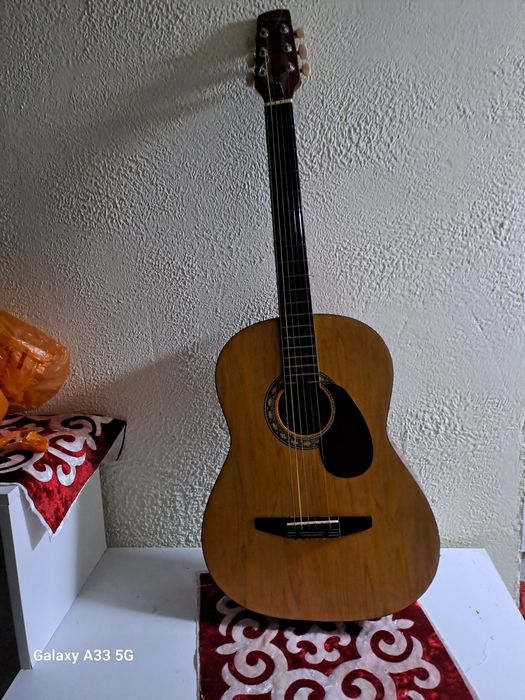 Пролам гитару за 5000тг